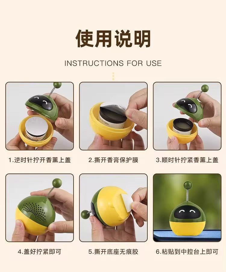 مجسم كارتون ومعطر على دشبول السيارة