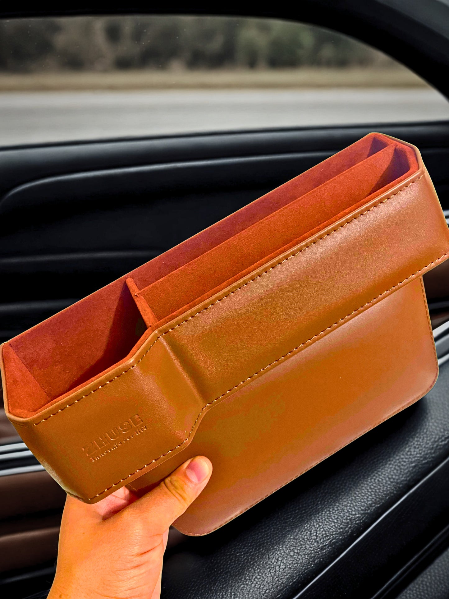 حامل الاغراض الجانبي للسيارات